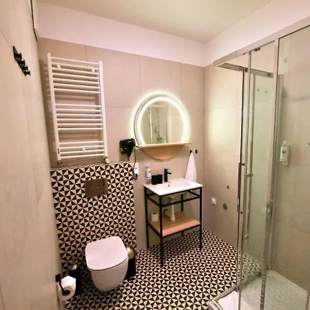 Bk Praga - National Stadium - Comfortable For 4 People 华沙